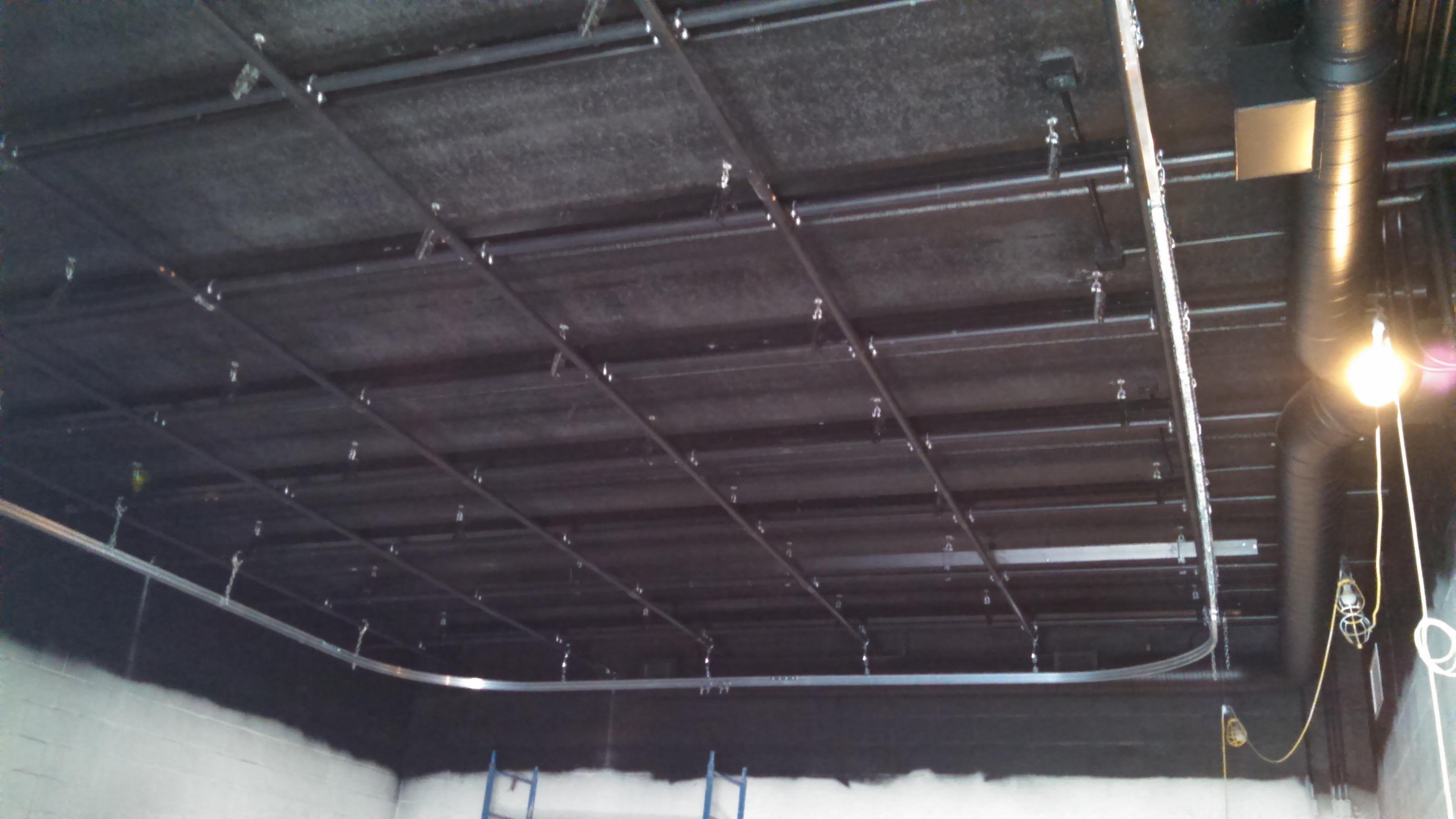 Highlighting Structural Drama with Uplighting and Grazing