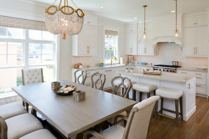 Statement Fixtures That Elevate Dining Spaces