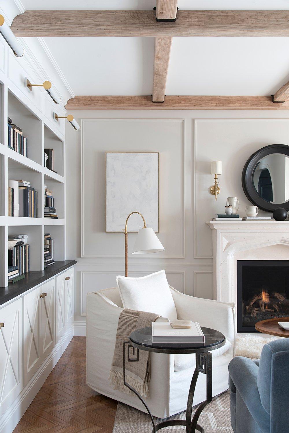 Balancing Functionality and Elegance with Layered Lighting Techniques