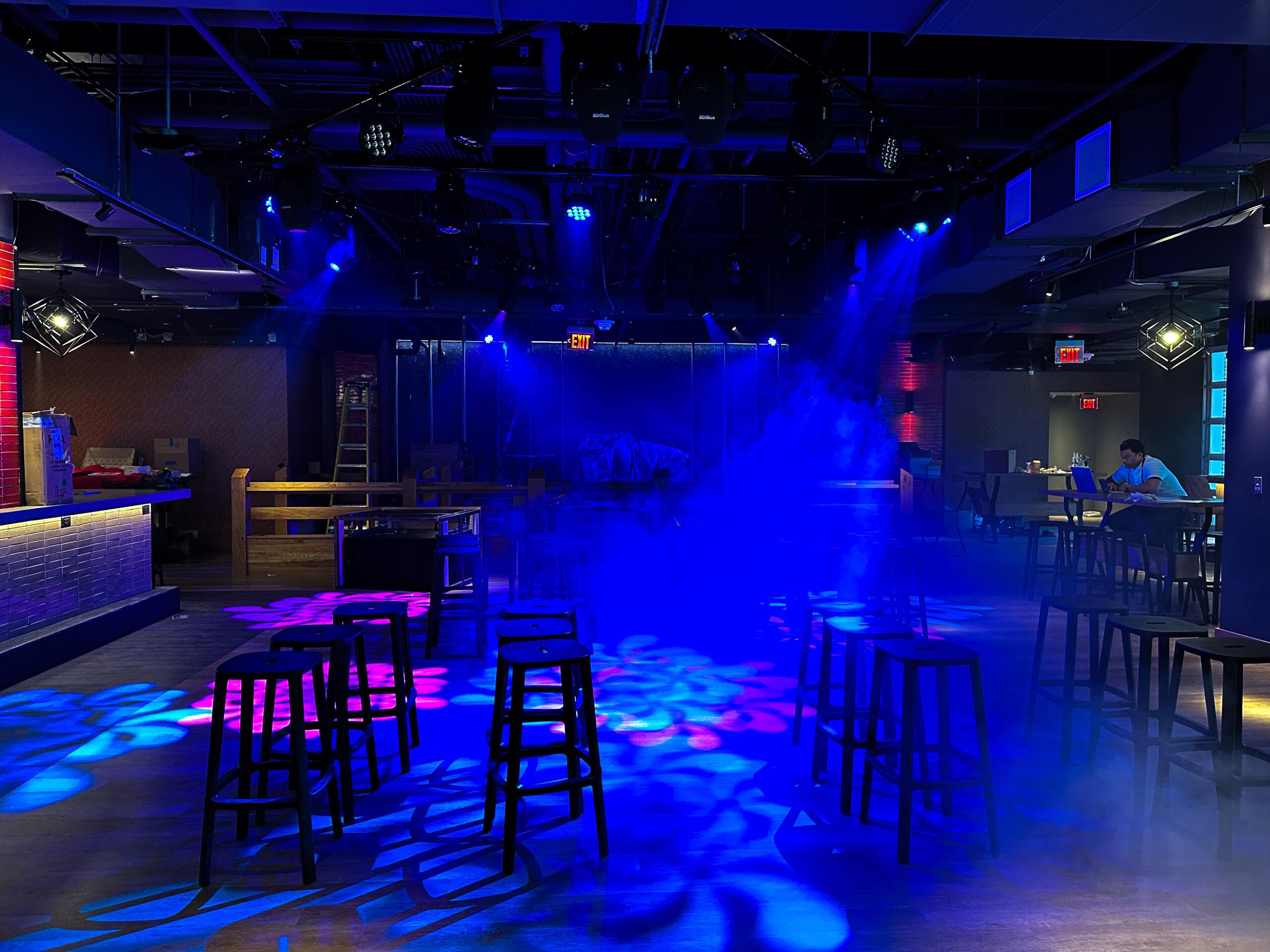 Curate Warmth and Comfort through Layered Lighting Techniques