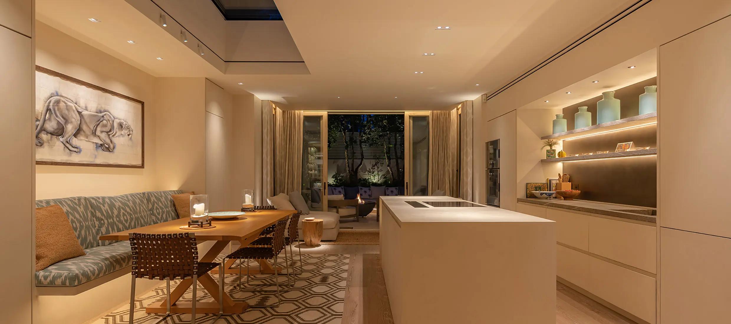 Expert Recommendations for Showcasing Art and Architecture