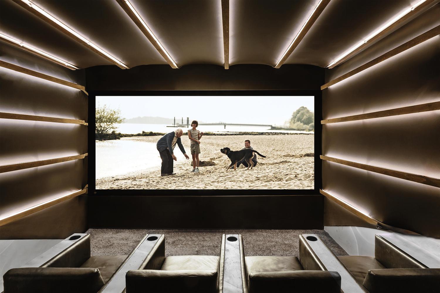 Balancing Ambiance and Function in Integrated Lighting Schemes
